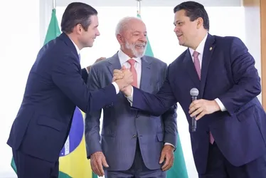 
				Senado derruba alta do IOF, consolidando derrota do governo
			
			