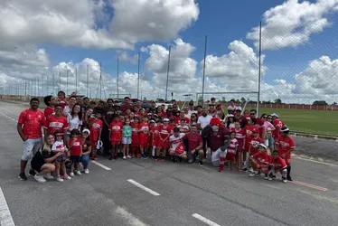 
			
				Sócios Kids do CRB plantam 60 mudas de árvores no CT Ninho do Galo
			
			