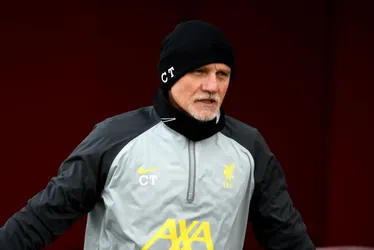 
				Taffarel deixa cargo de treinador de goleiros do Liverpool
			
			