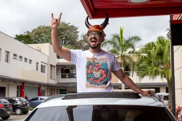 
			
				Traído mais de 100 vezes, influencer quer ser o rosto do 'Corno Drive-Thru' do BK
			
			
