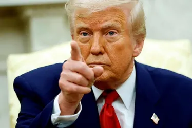 
			
				Trump quer ser o responsável pela paz entre Israel e Irã
			
			