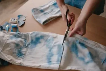 
				Upcycling: veja como transformar roupas e objetos em itens novos
			
			
