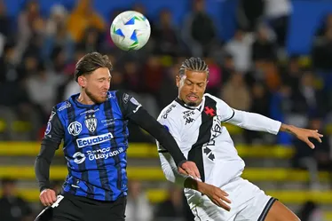 
				Vasco é goleado por adversário quase quatro vezes menos valioso na Sul-Americana
			
			