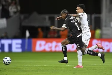 
				Vasco faz pior jogo com Diniz e mostra a urgência por reforços
			
			