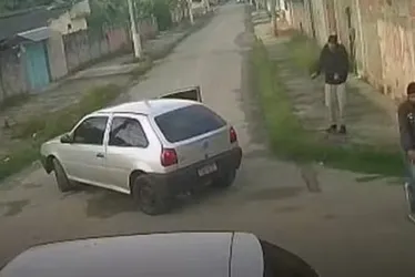 
			
				Vídeo: PM morto foi atacado por quatro atiradores em dois carros
			
			