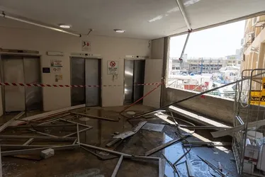 
				Vídeo mostra pânico em hospital de Israel após ataque do Irã
			
			