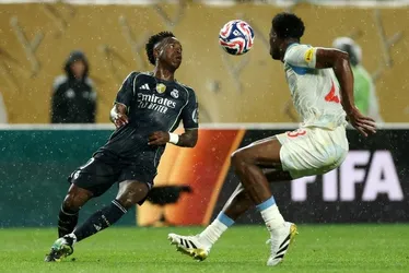 
				Vini Jr brilha, Real Madrid vence RB Salzburg e garante vaga nas oitavas do Mundial
			
			