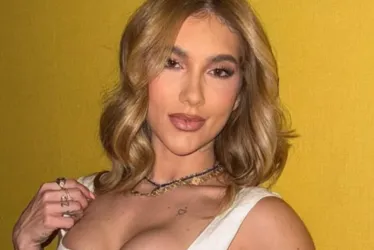 
			
				Virginia suspeita de problemas no silicone após sentir dores no corpo
			
			