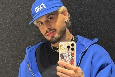 
				Zé Felipe se machuca ao sair do banho e precisa levar pontos
			
			