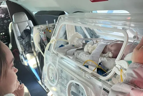 
				Dois bebês cardiopatas de Maceió são transferidos para cirurgias em SP
			
			