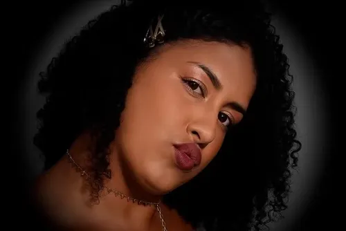
				VÍDEO: Mulher trans é morta a tiros enquanto caminhava com irmãos
			
			