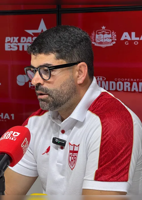 
				Ari Barros fala sobre reforços, oscilação e o que esperar do CRB; veja!
			
			