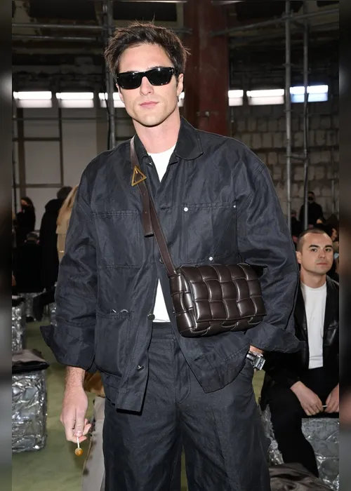 
			
				Bolsa masculina: veja 6 celebridades que aderiram à tendência
			
			