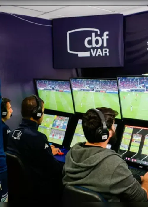 
				CBF diz a clubes que haverá impedimento semiautomático no Brasileirão 2026
			
			