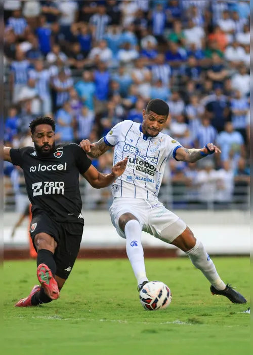  Com dois gols de pênalti de Enzo, CSA vence o Botafogo-PB, pela Série C: 2x1 