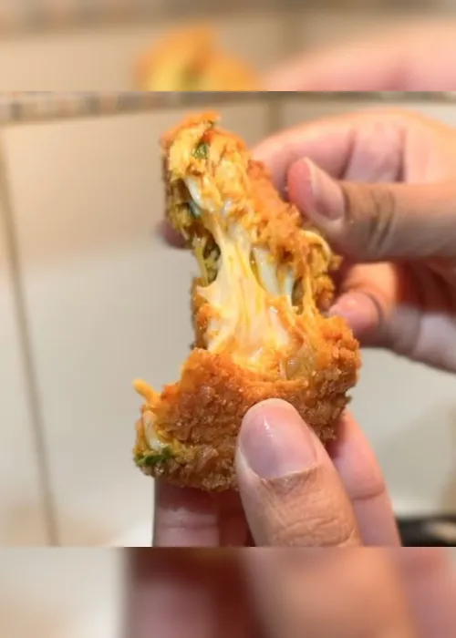 
				Coxinha sem massa e recheada com queijo: leve, prática e deliciosa
			
			