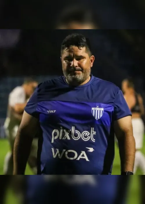 
			
				Eduardo Barroca reencontra clube que mais defendeu na carreira
			
			