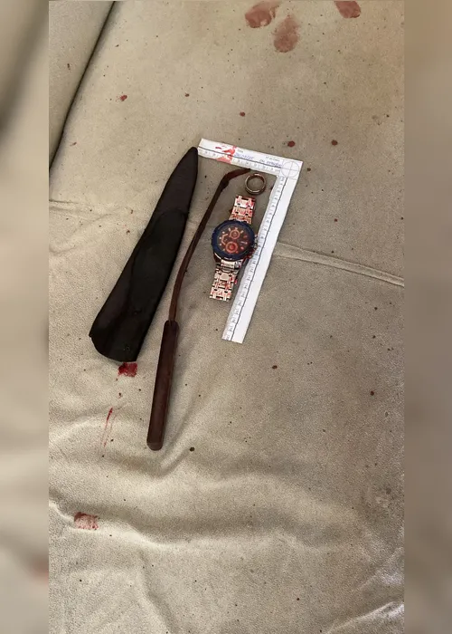 
				Homem assassinado dentro de casa em Arapiraca tentou se defender; polícia investiga o caso
			
			