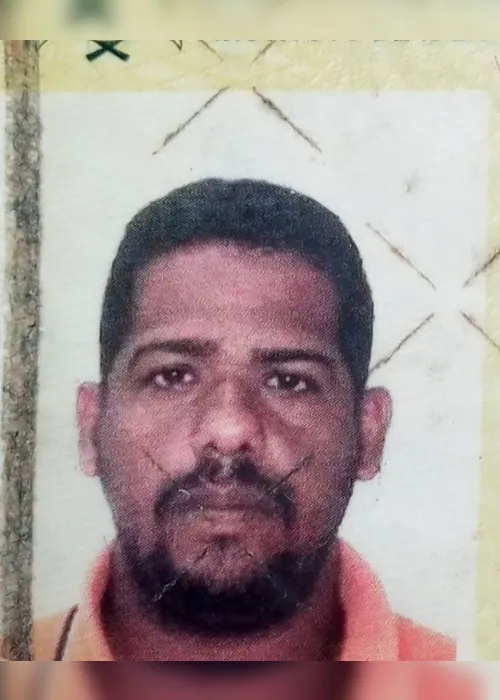 
				Homem é encontrado morto ao lado de carro em Campo Alegre
			
			