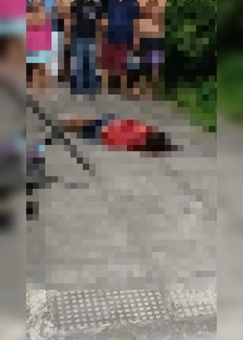 
				Jovem de 19 anos é morto a tiros após sair de partida de futebol no Jacintinho
			
			
