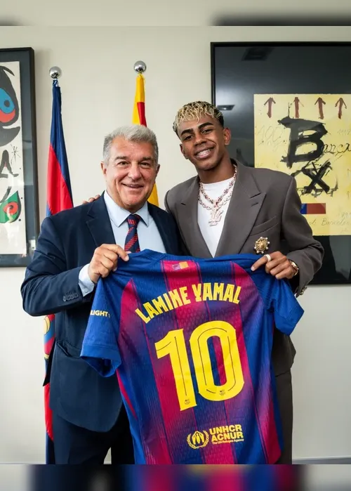
				Lamine Yamal é anunciado como novo camisa 10 do Barcelona
			
			