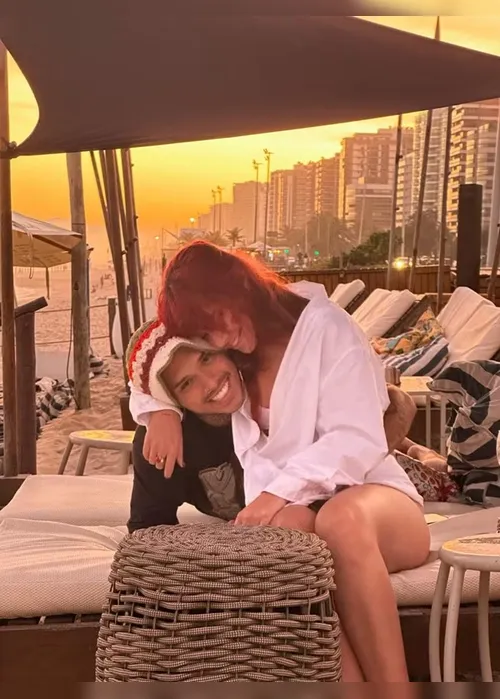 
				Lou Garcia fala do namoro com Vitão pela primeira vez: 'Cada vez com o amor mais forte'
			
			