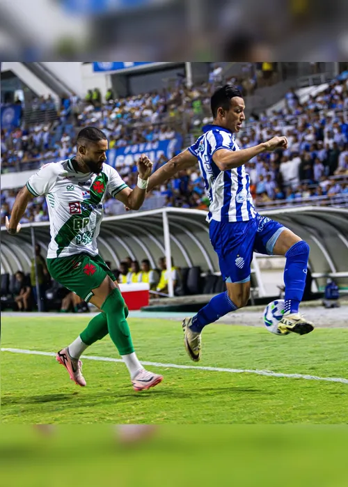 
				Meia Brayann sofre nova lesão e desfalca o Azulão na Série C
			
			