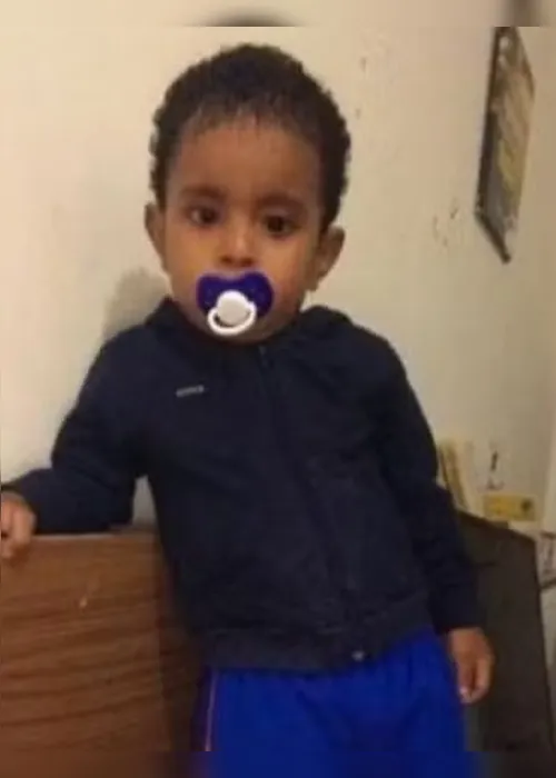 
				Menino Rhavy morreu após ruptura no fígado causada por agressão
			
			