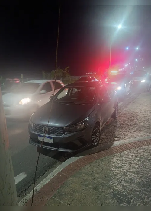
			
				Motorista embriagado foge da polícia e é detido após perseguição na Jatiúca
			
			