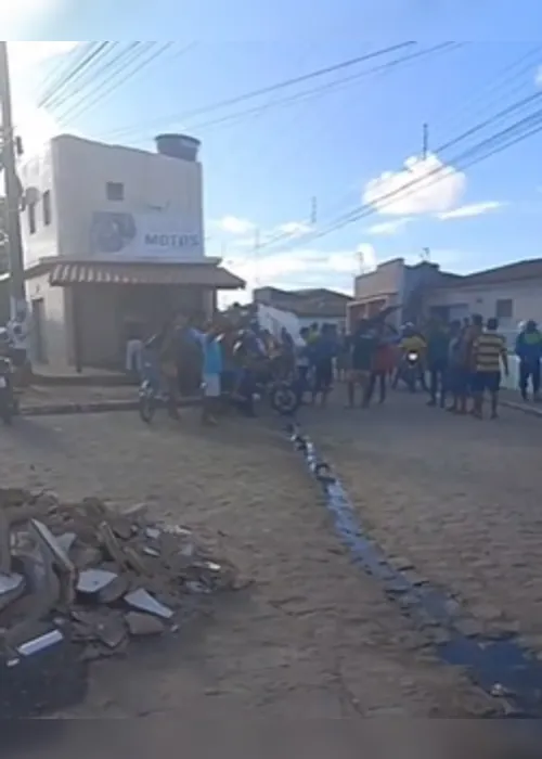 
				Mulher é assassinada com três tiros na cabeça no centro de Teotônio Vilela
			
			
