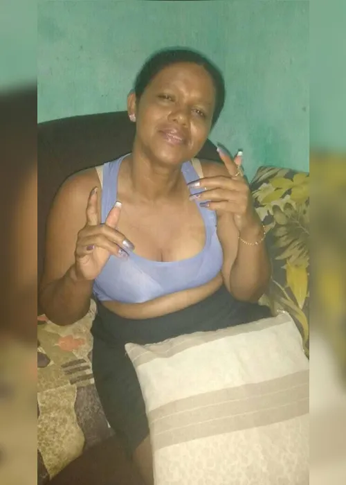 
			
				Mulher mata companheiro a facadas e é presa após tentar fugir
			
			