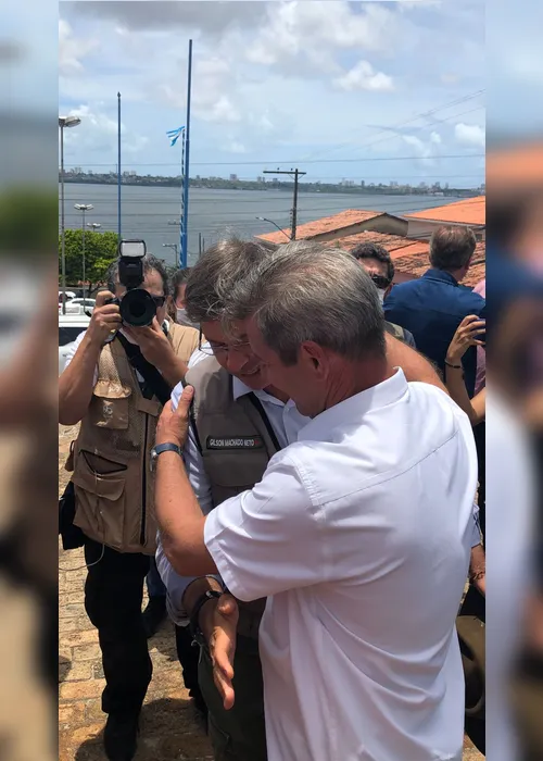
			
				Por iniciativa de Cabo Bebeto, Gilson Machado é agraciado com título de Cidadão Honorário de Alagoas
			
			