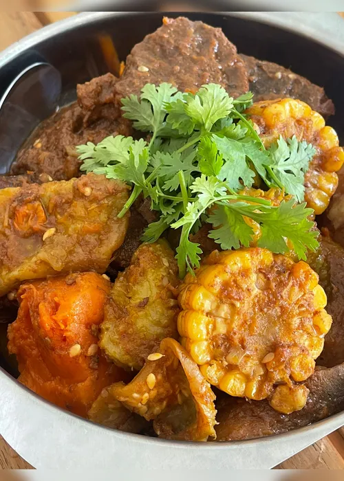 
				Terrinha Cozinha Cultural, mesa posta e alma brasileira
			
			