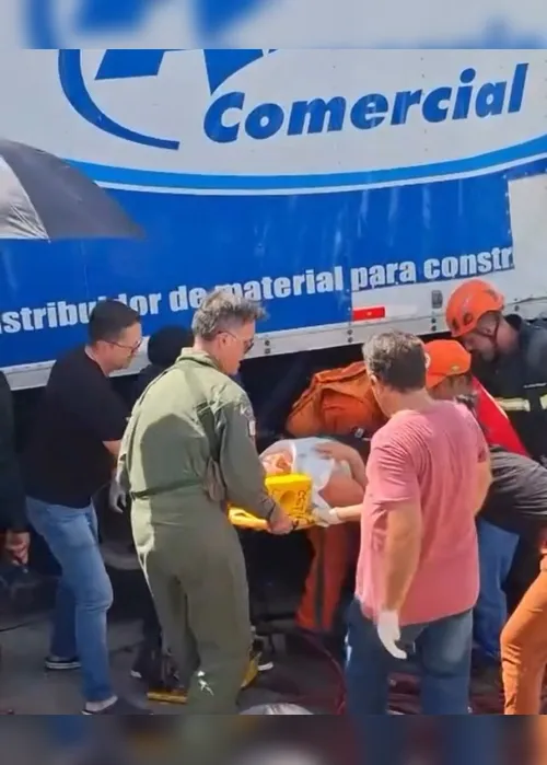 
				'Testemunhei um milagre': médica relata socorro a vítimas de acidente na BR-101
			
			