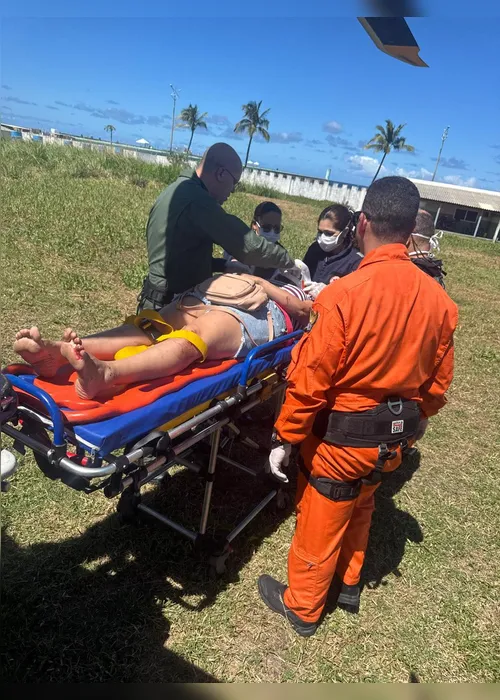 
				Veja imagens do acidente que deixou dois mortos e sete feridos na BR-101
			
			