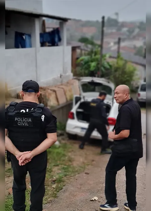 
				Veja tudo o que se sabe sobre o caso do filho que matou o amante da mãe
			
			