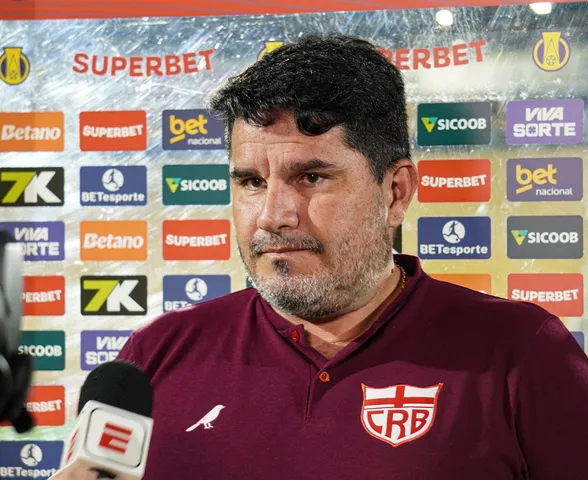 "A responsabilidade é toda minha", diz Barroca após nova derrota do CRB na Série B