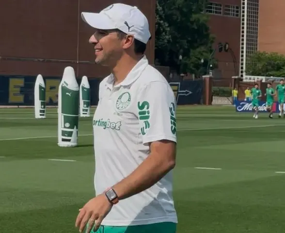 Abel foca em parte ofensiva e indica escalação do Palmeiras para estreia com o Porto