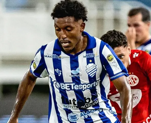 Após triunfo na Copa do Nordeste, Ramon exalta bom momento do CSA