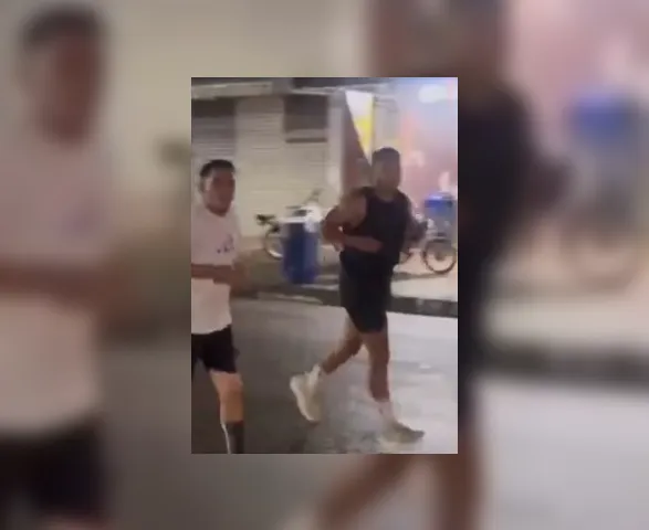 Após viralizar bêbado e usando chinelos em corrida, homem é visto treinando sóbrio e de tênis