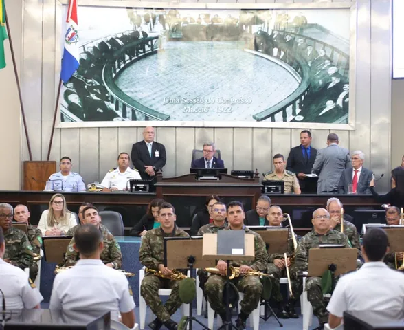 Assembleia Legislativa homenageia Marinha do Brasil em sessão solene