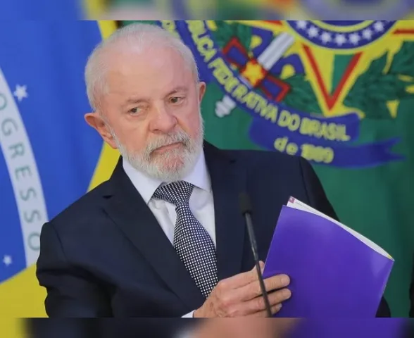 Avaliação negativa do governo Lula chega a 43% e bate recorde