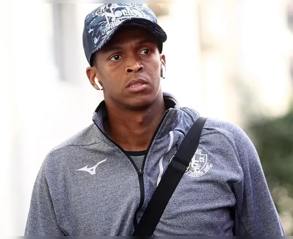 Defesa de Jô, ex-Corinthians, se manifesta após prisão do jogador