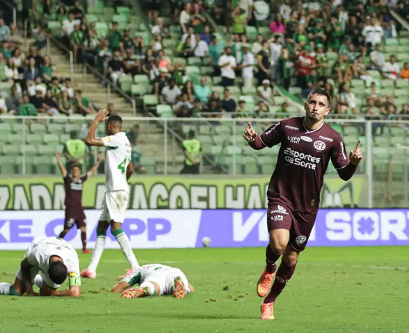 Ferroviária vira no 2º tempo e vence o América-MG fora de casa pela Série B