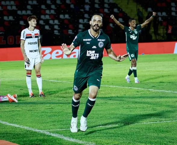 Goiás nega acordo e Anselmo Ramon deve ir a campo na partida contra o CRB