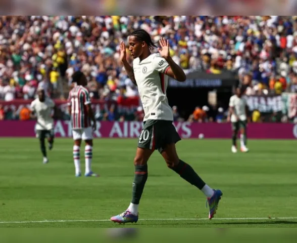 João Pedro sobre gols no Fluminense: “Não posso pedir desculpas”