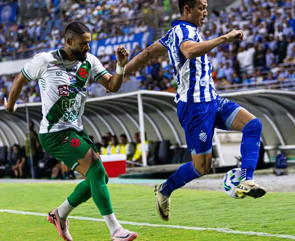 Meia Brayann sofre nova lesão e desfalca o Azulão na Série C