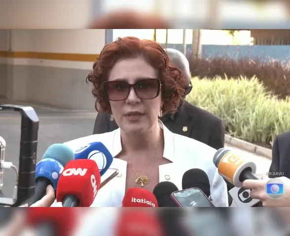 Motta encaminha ordem do STF para cassar mandato de Zambelli