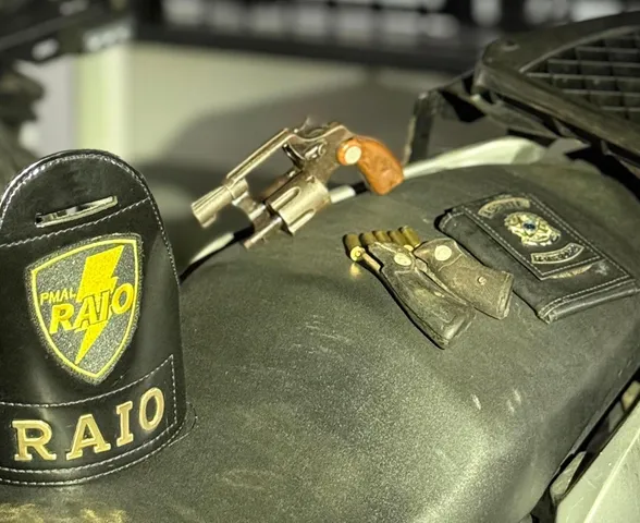 PM prende suspeitos e apreende armas em Maceió e Rio Largo