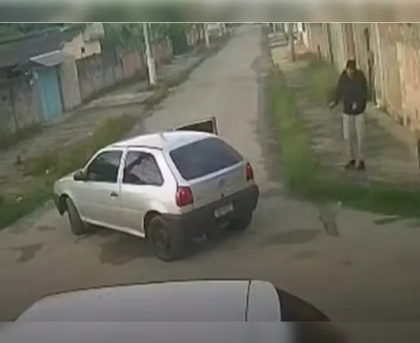 Policial militar de 44 anos é assassinado a tiros dentro de carro
